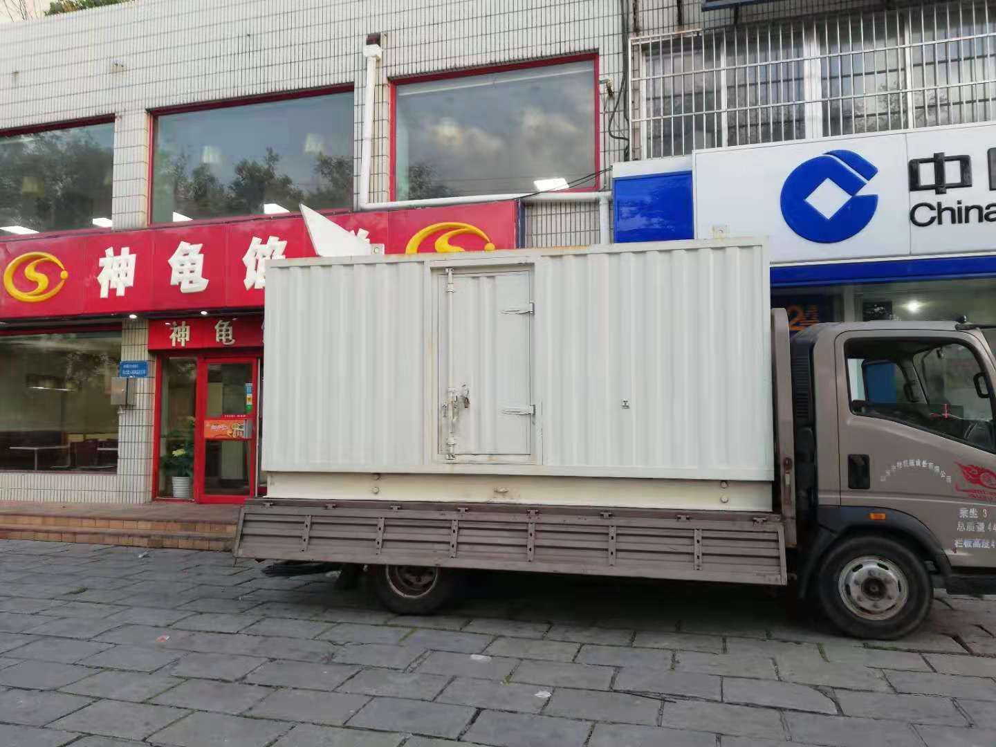 阳朔出租发电机-柴油发电机组错误的启动方式